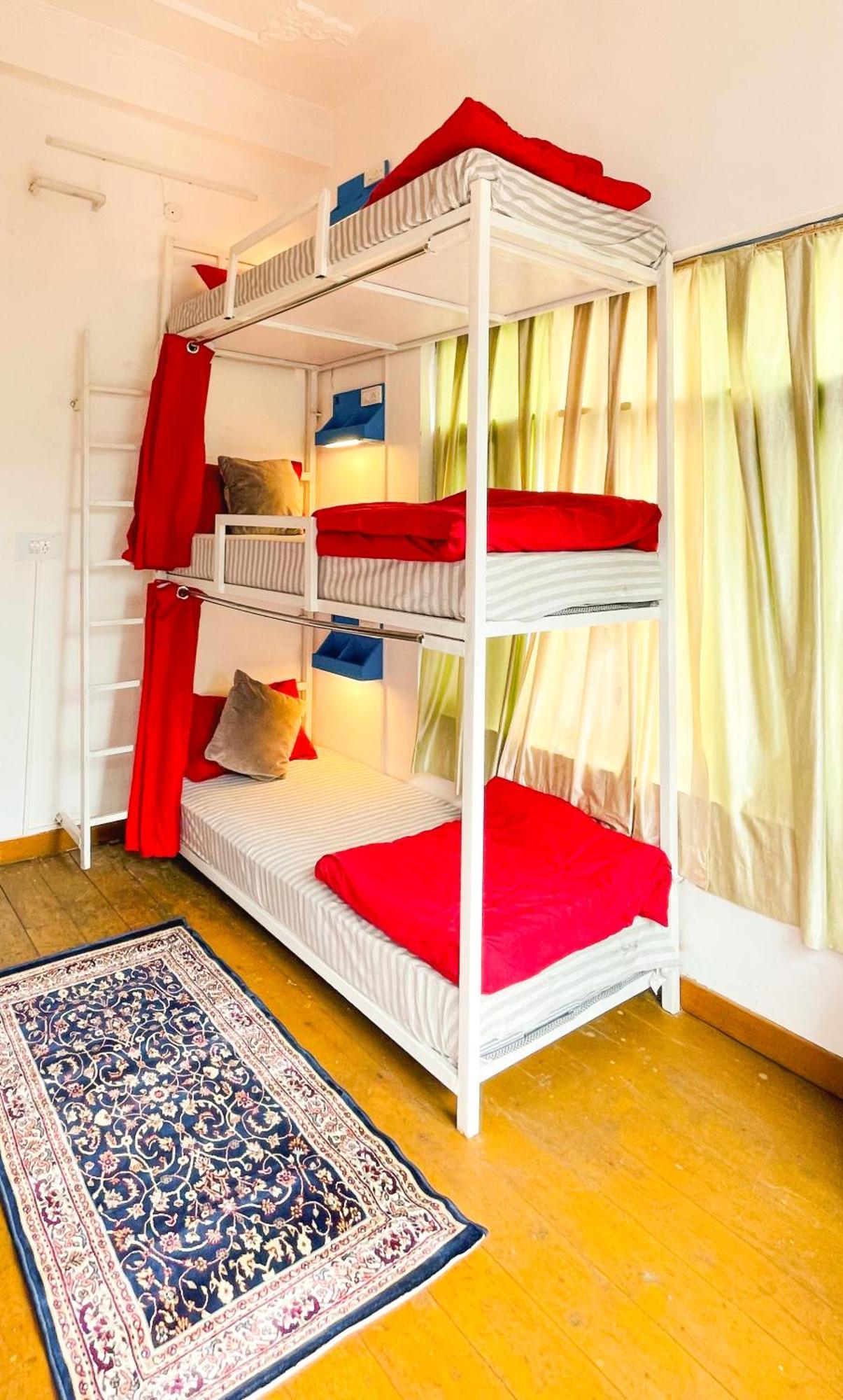 Hostel Mitra Mcleodganj McLeod Ganj Exteriér fotografie